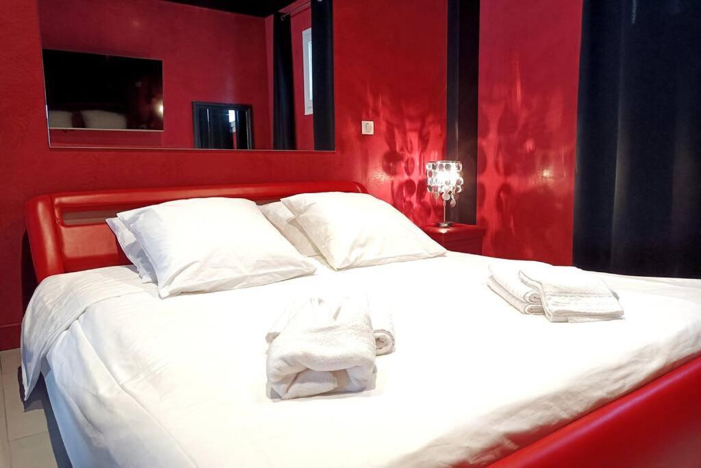 Appartement Balneo Et Sauna Prives The Red Room Mauguio Exteriér fotografie